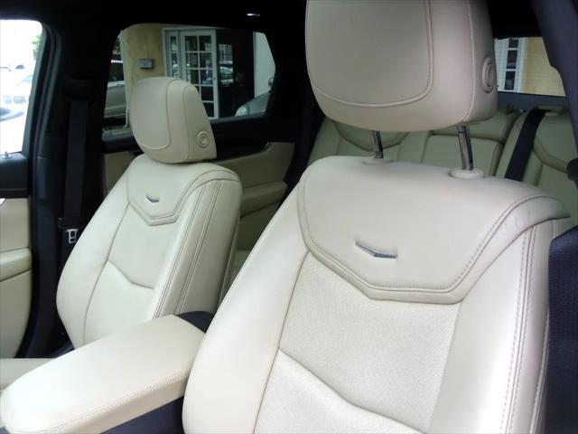 Photo of 2017 Blue Cadillac XT5