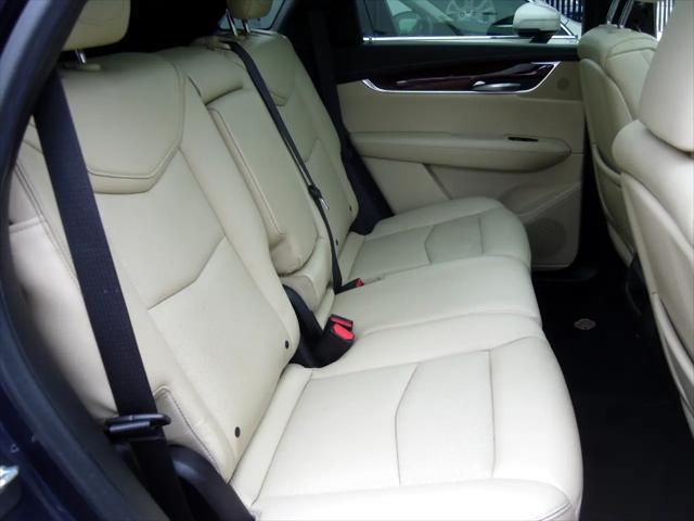 Photo of 2017 Blue Cadillac XT5