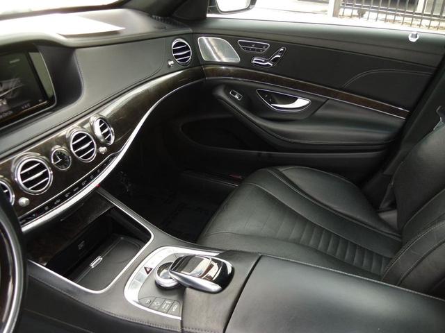 Photo of 2015 Black Mercedes-Benz S-Class