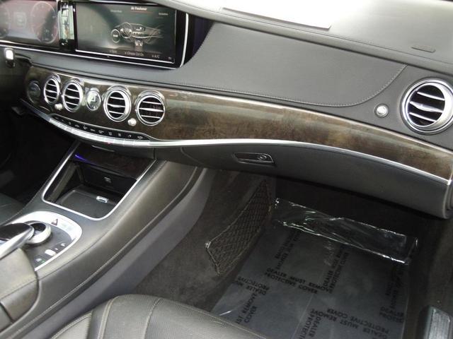 Photo of 2015 Black Mercedes-Benz S-Class