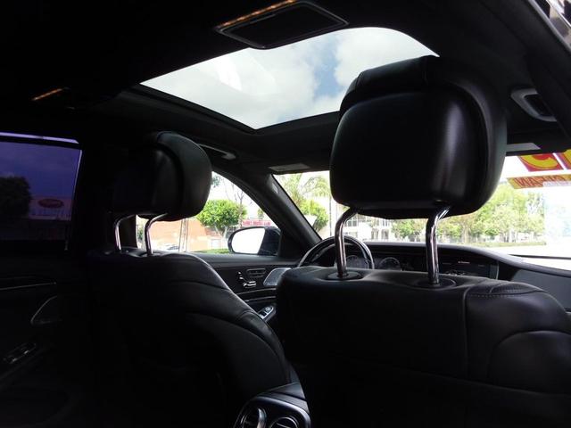 Photo of 2015 Black Mercedes-Benz S-Class
