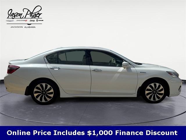 Photo of 2017 White Honda Accord Hybrid