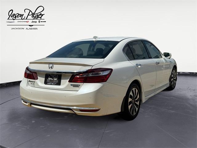 Photo of 2017 White Honda Accord Hybrid