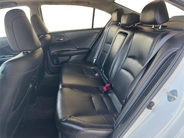 Photo of 2017 White Honda Accord Hybrid
