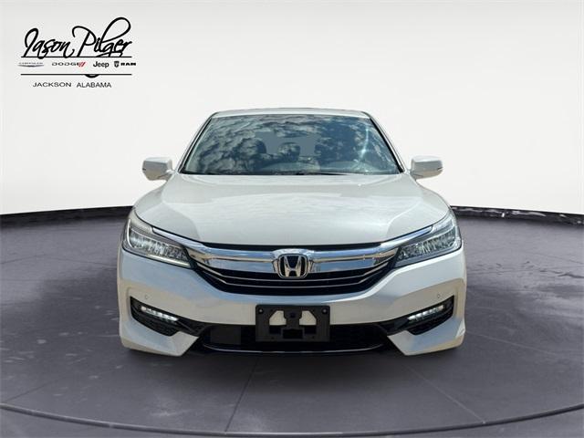 Photo of 2017 White Honda Accord Hybrid