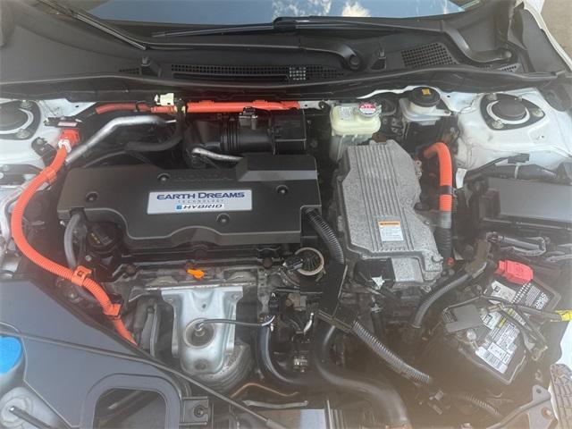 Photo of 2017 White Honda Accord Hybrid