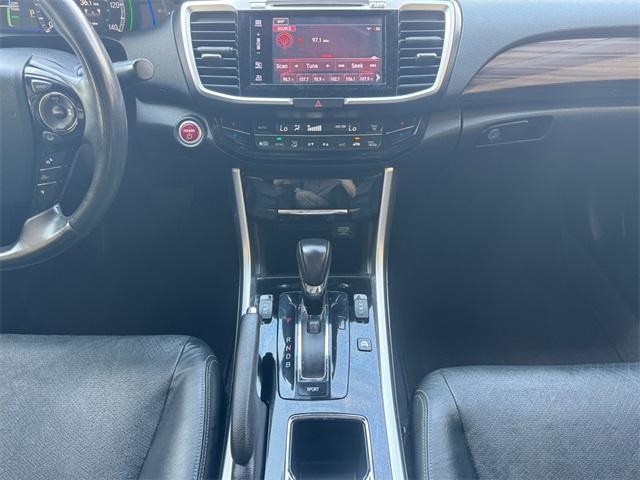 Photo of 2017 White Honda Accord Hybrid