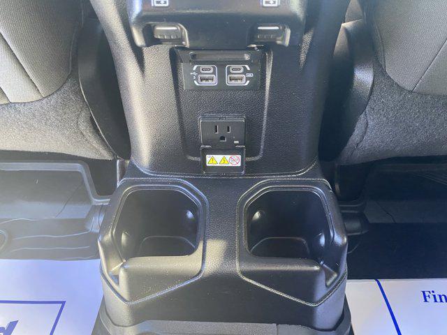 Photo of 2018 Black Clearcoat Jeep Wrangler Unlimited