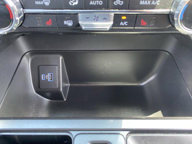 Photo of 2022 Iconic Silver Metallic Ford F-150