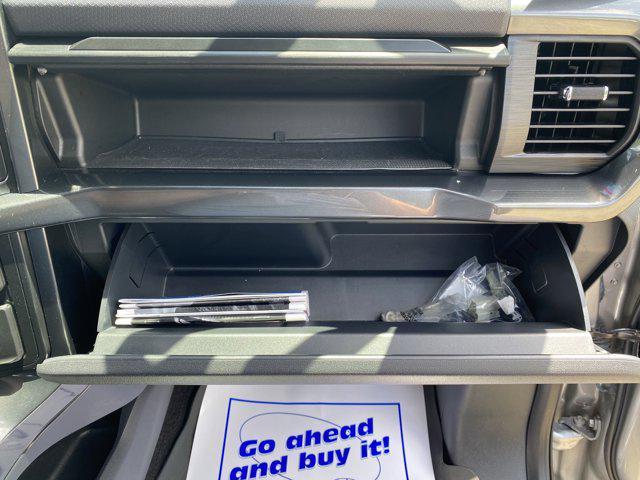 Photo of 2022 Iconic Silver Metallic Ford F-150