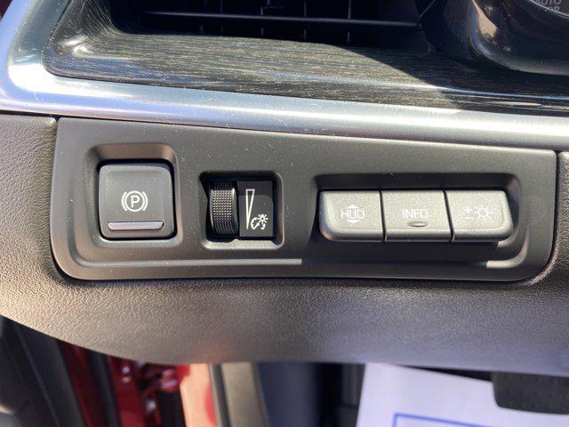 Photo of 2022 Infrared Tintcoat Cadillac XT5