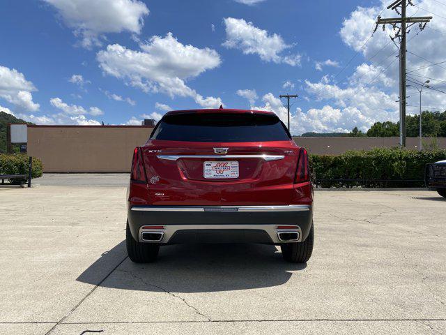 Photo of 2022 Infrared Tintcoat Cadillac XT5