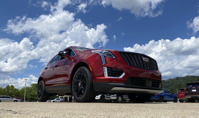 Photo of 2022 Infrared Tintcoat Cadillac XT5