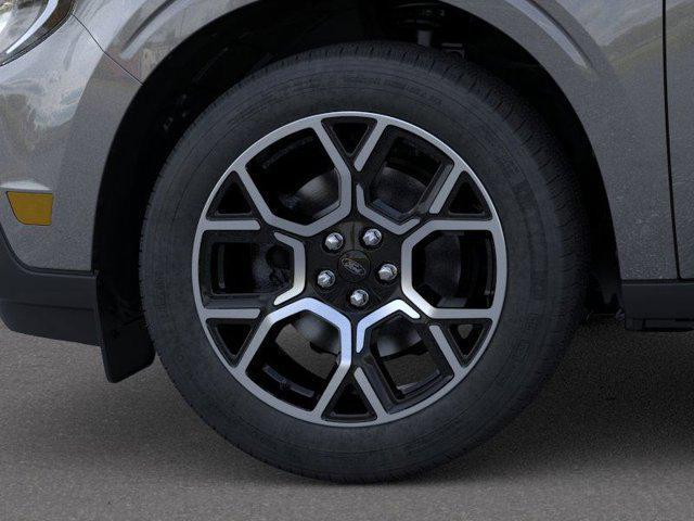 Photo of 2025 Carbonized Gray Metallic Ford Maverick