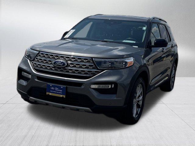 Photo of 2022 Carbonized Gray Metallic Ford Explorer
