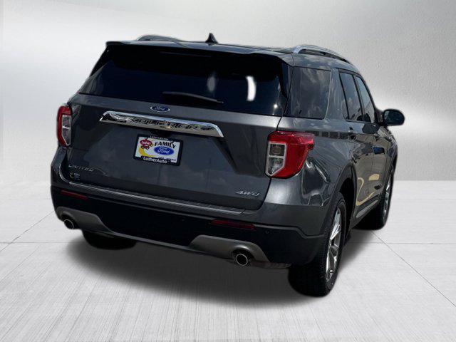 Photo of 2022 Carbonized Gray Metallic Ford Explorer