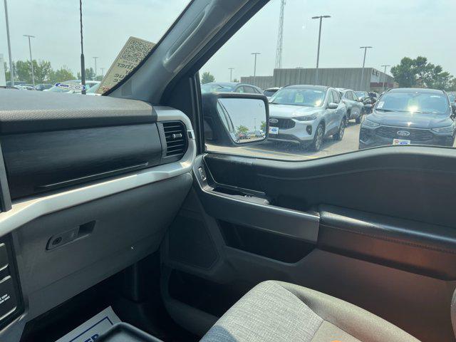 Photo of 2022 Atlas Blue Metallic Ford F-150
