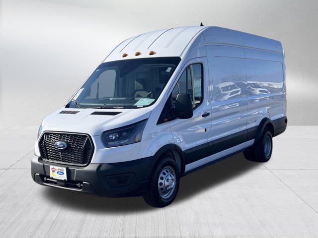 Photo of 2024 Oxford White Ford Transit-350