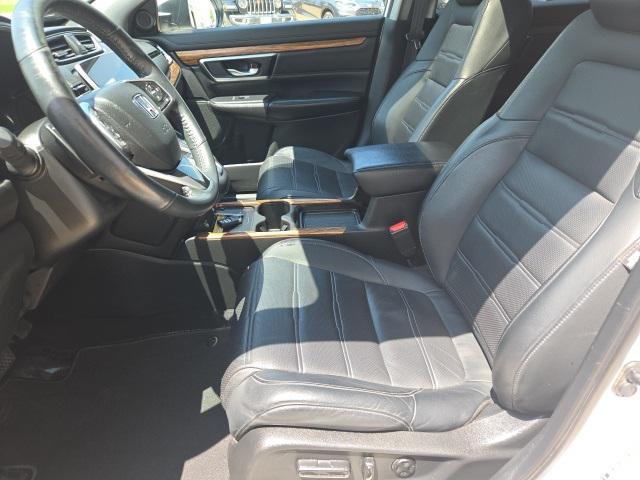 Photo of 2020 Platinum White Pearl Honda CR-V Hybrid