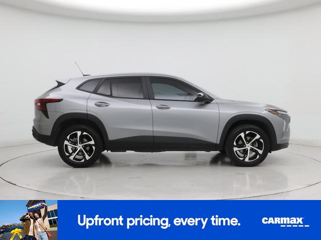 Photo of 2025 Gray Chevrolet Trax