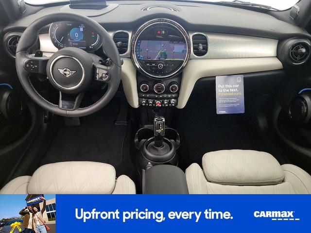 Photo of 2023 Blue MINI Hardtop