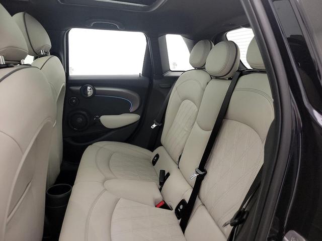 Photo of 2023 Blue MINI Hardtop