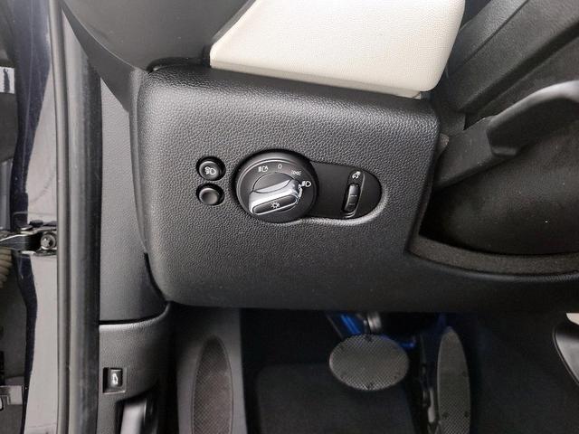 Photo of 2023 Blue MINI Hardtop