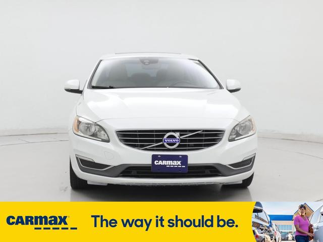 Photo of 2016 White Volvo S60