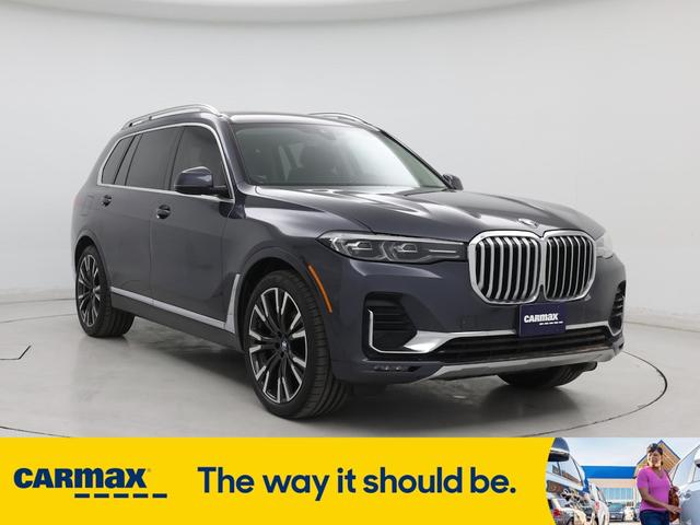 2021 BMW X7
