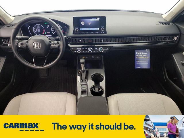 Photo of 2024 White Honda Civic
