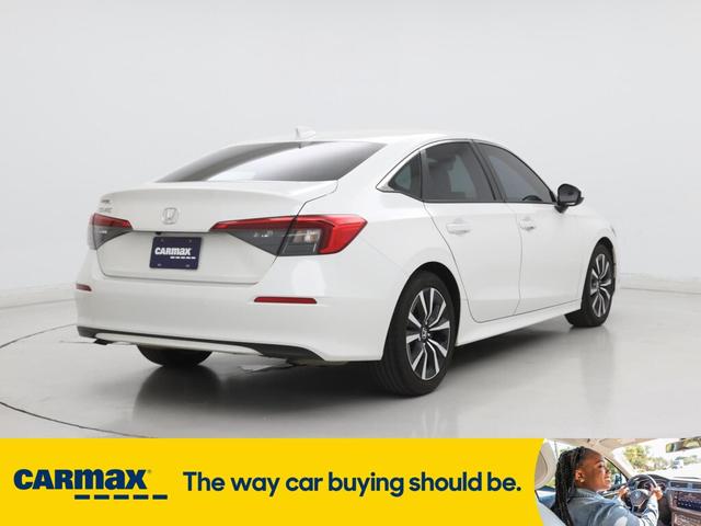 Photo of 2024 White Honda Civic