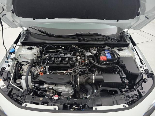 Photo of 2024 White Honda Civic