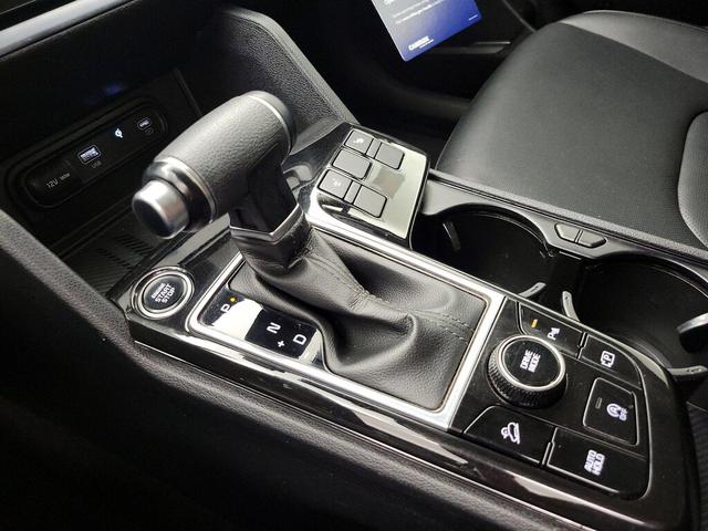 Photo of 2025 Blue Kia Sportage