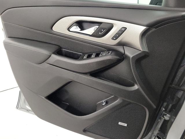 Photo of 2023 Gray Chevrolet Traverse
