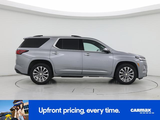 Photo of 2023 Gray Chevrolet Traverse
