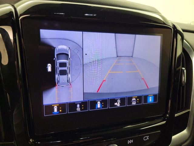 Photo of 2023 Gray Chevrolet Traverse