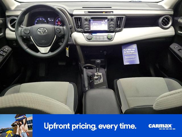 Photo of 2017 Silver Toyota RAV4