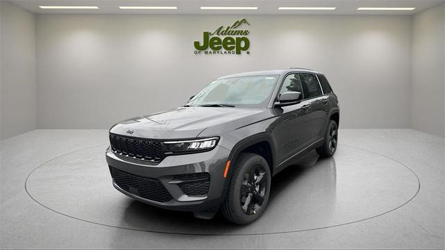 Photo of 2025 Baltic Gray Metallic Clearcoat Jeep Grand Cherokee
