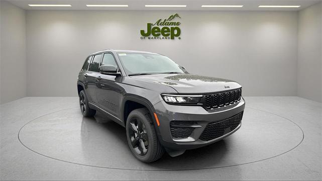 Photo of 2025 Baltic Gray Metallic Clearcoat Jeep Grand Cherokee