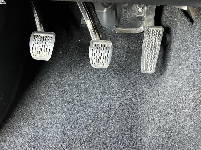 Photo of 2018 Granite Crystal Metallic Clearcoat Jeep Wrangler Unlimited