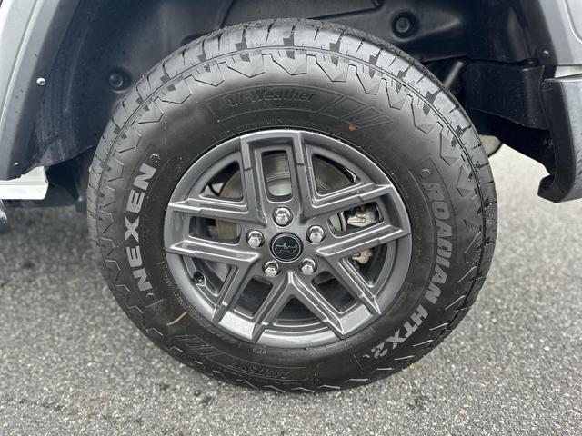 Photo of 2021 Bright White Clearcoat Jeep Wrangler Unlimited