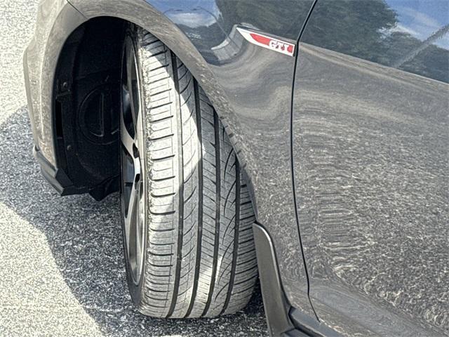 Photo of 2018 Dark Iron Blue Metallic Volkswagen Golf GTI