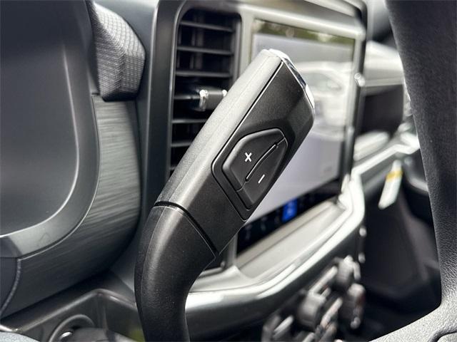 Photo of 2025 Oxford White Ford F-150