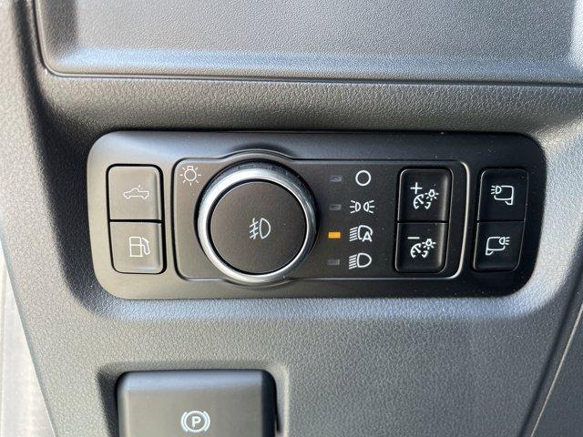 Photo of 2025 Oxford White Ford F-150