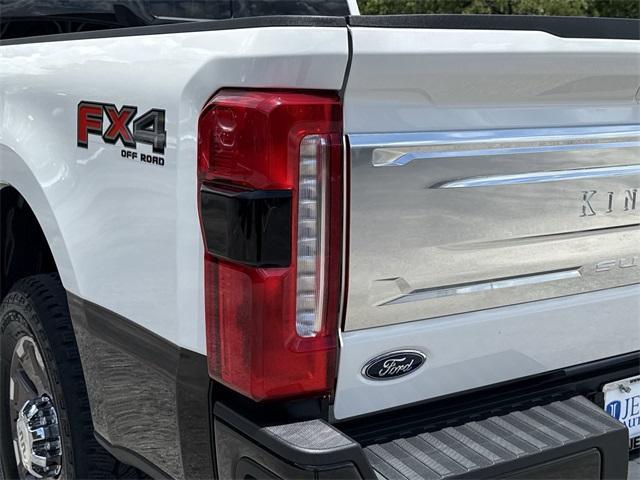 Photo of 2025 Star White Ford F-250