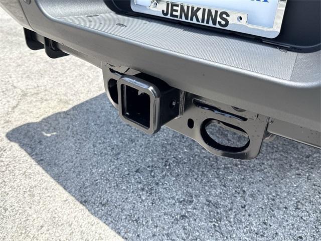 Photo of 2025 Star White Ford F-250