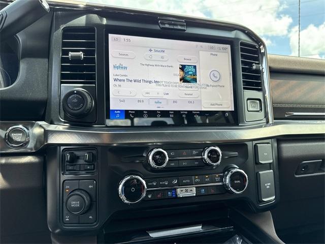 Photo of 2025 Star White Ford F-250