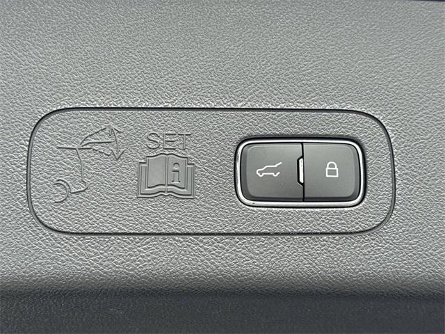Photo of 2025 Harbor Gray Lincoln Aviator