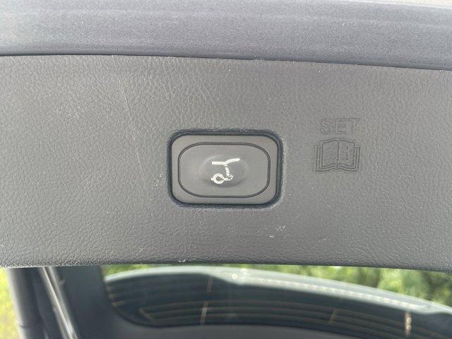 Photo of 2022 Carbonized Gray Metallic Ford Edge