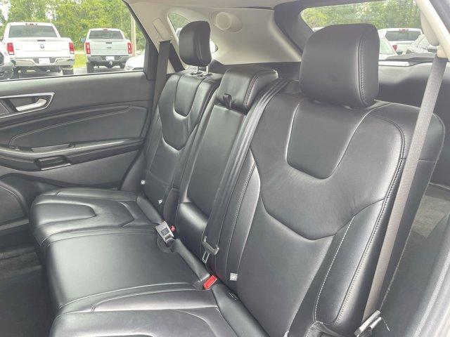 Photo of 2022 Carbonized Gray Metallic Ford Edge